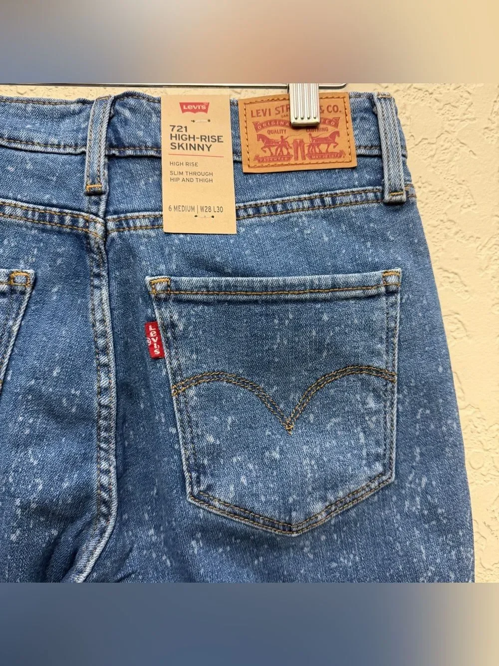 Levi’s 721 High Rise Skinny Jeans